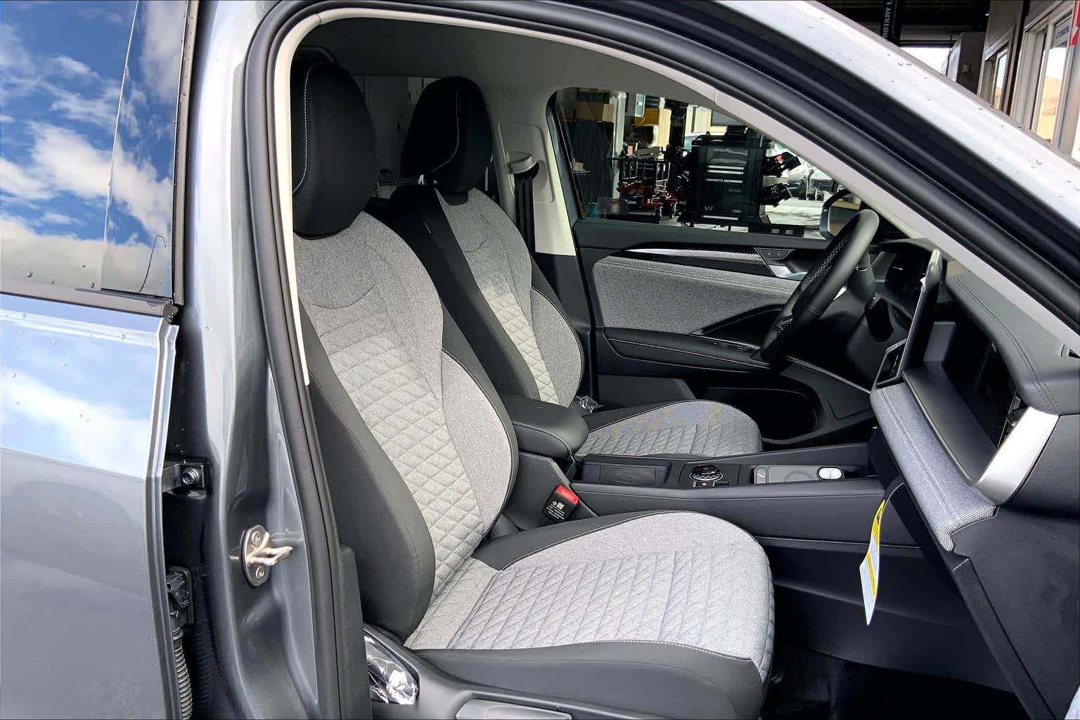 Thumbnail: 2026 Volkswagen Tiguan - 14