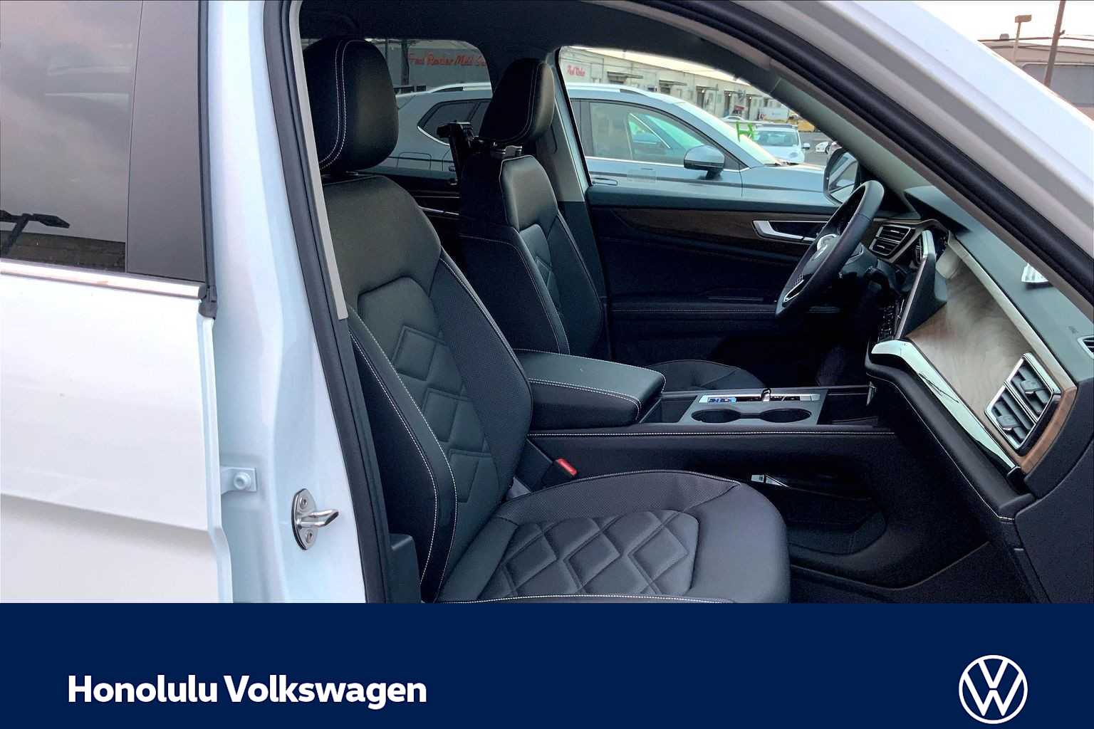 Thumbnail: 2026 Volkswagen Atlas - 14