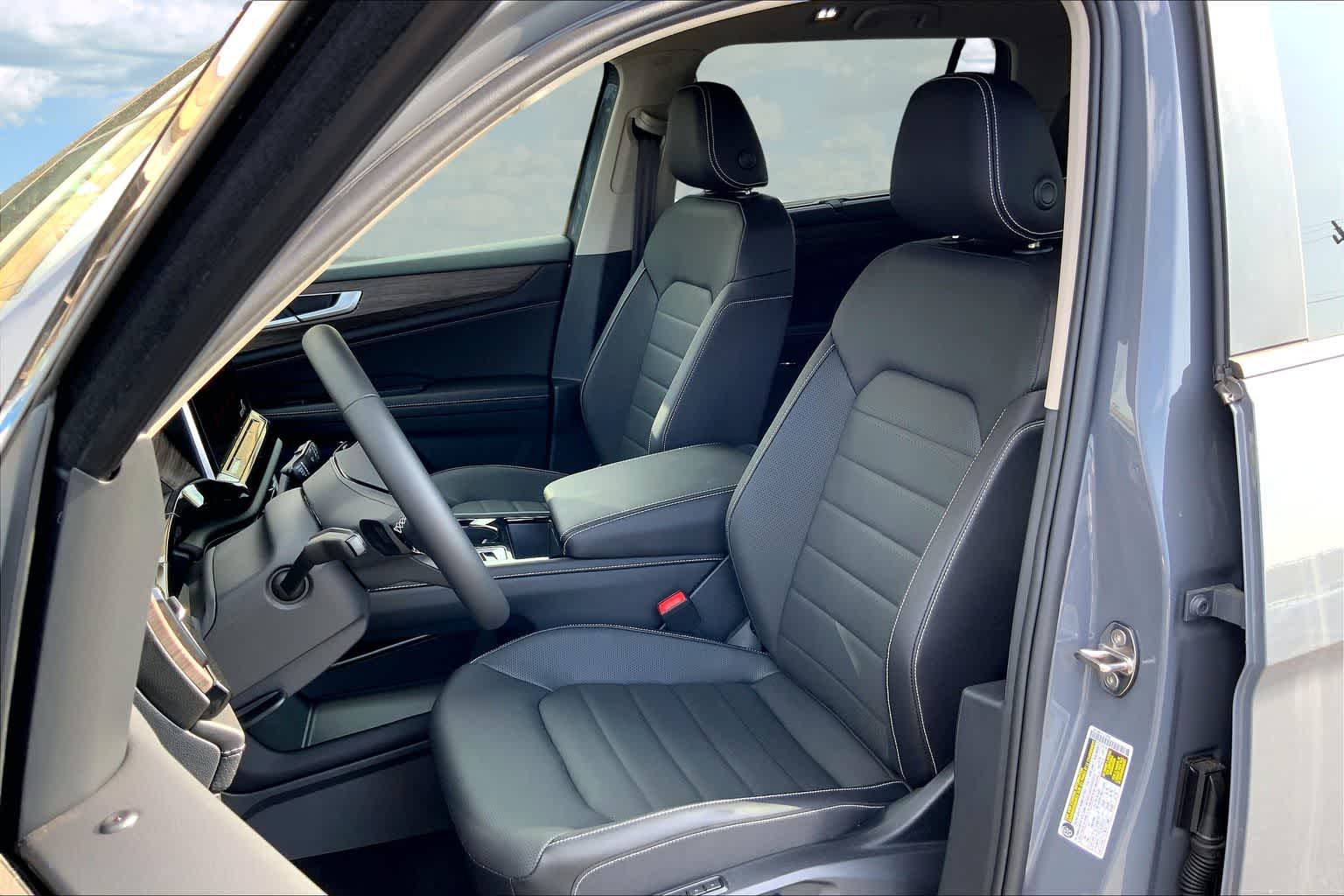 2026 Volkswagen Atlas SEL - Photo 11