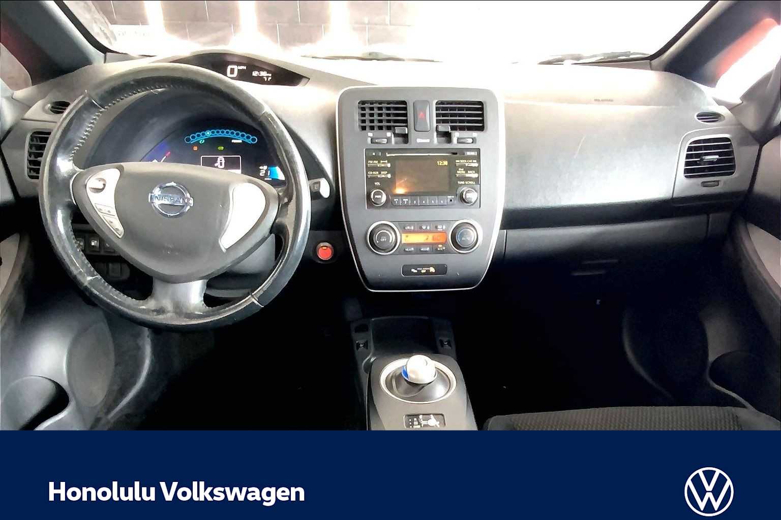 Thumbnail: 2013 Nissan Leaf - 9