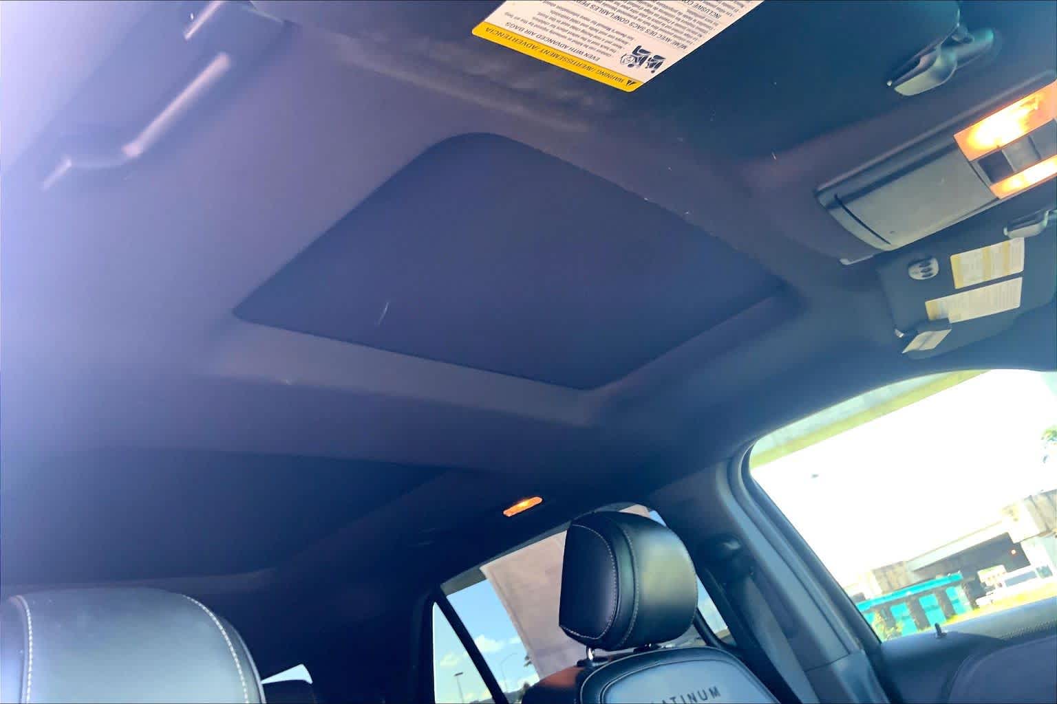 Thumbnail: 2016 Ford Explorer - 30