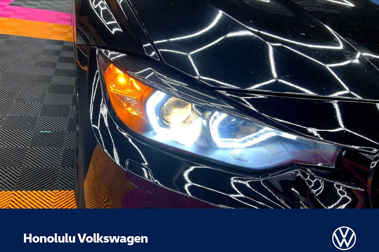 Thumbnail: 2014 BMW 3 Series - 30