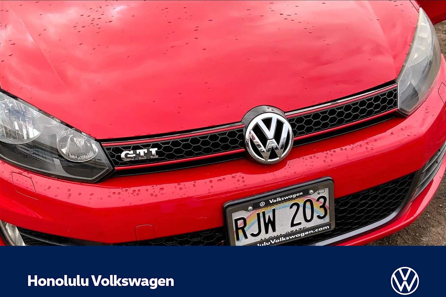 Thumbnail: 2011 Volkswagen Golf - 28