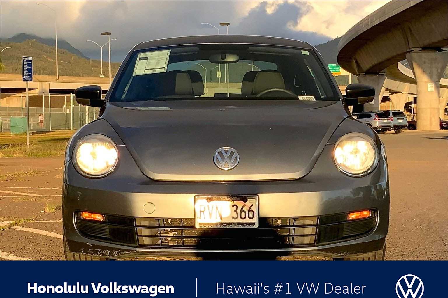 Thumbnail: 2013 Volkswagen Beetle - 6