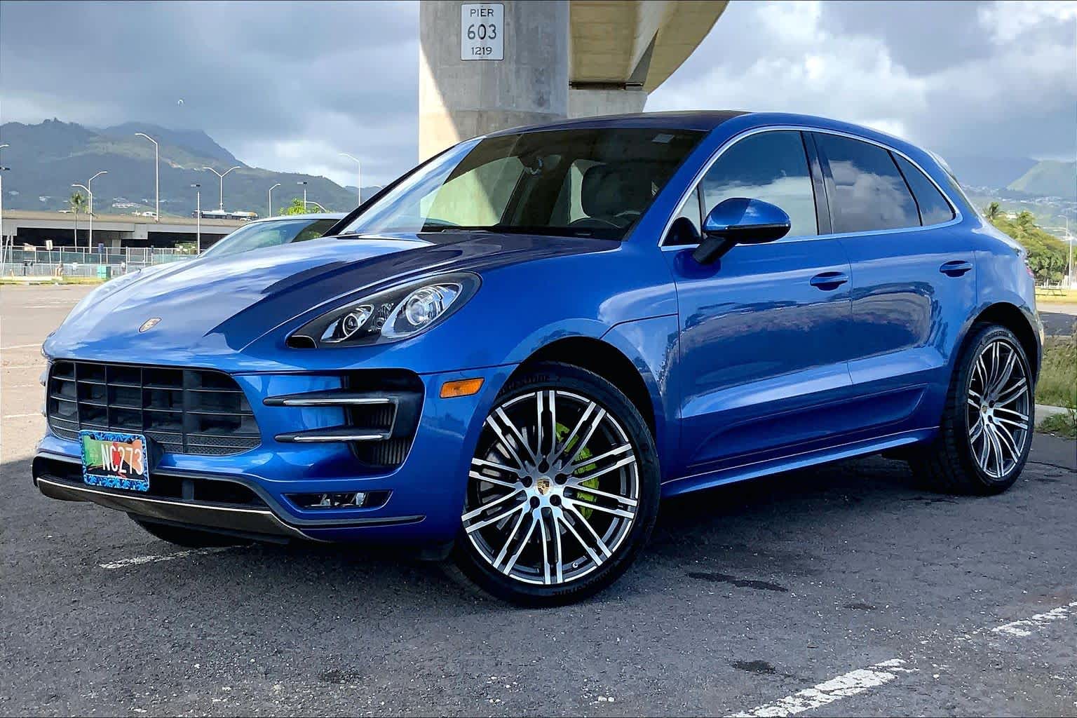 2015 Porsche Macan Turbo's photo