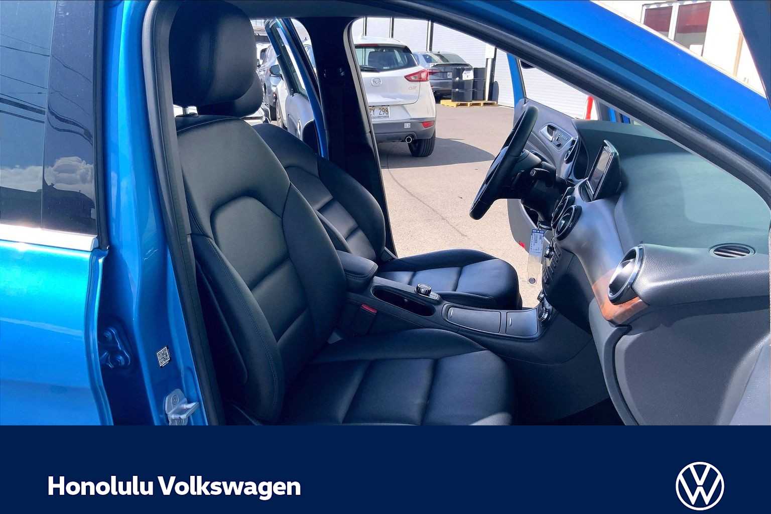 Thumbnail: 2014 Mercedes-Benz B-Class - 12