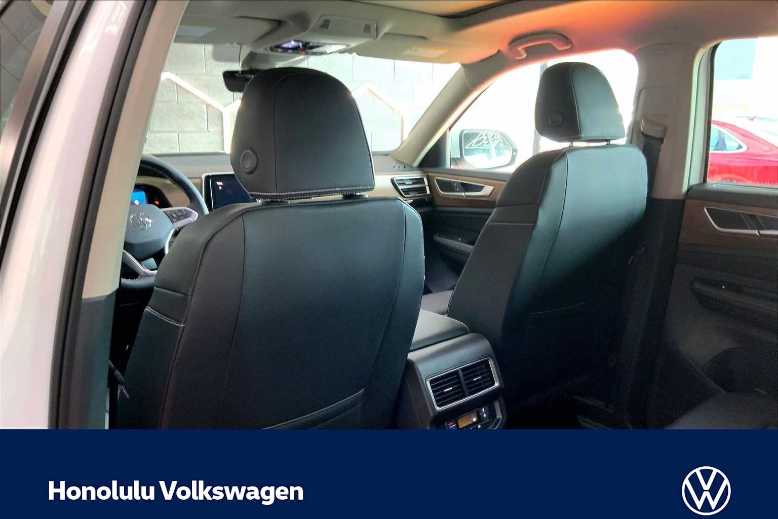 Thumbnail: 2026 Volkswagen Atlas - 12