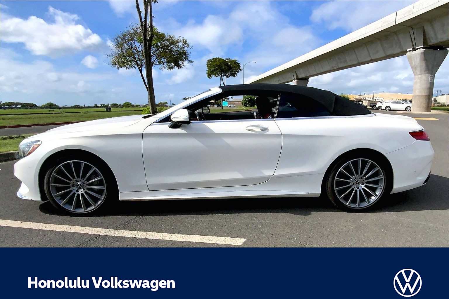 Thumbnail: 2017 Mercedes-Benz S-Class - 3