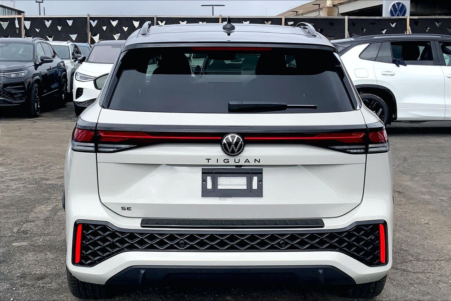 Thumbnail: 2026 Volkswagen Tiguan - 5