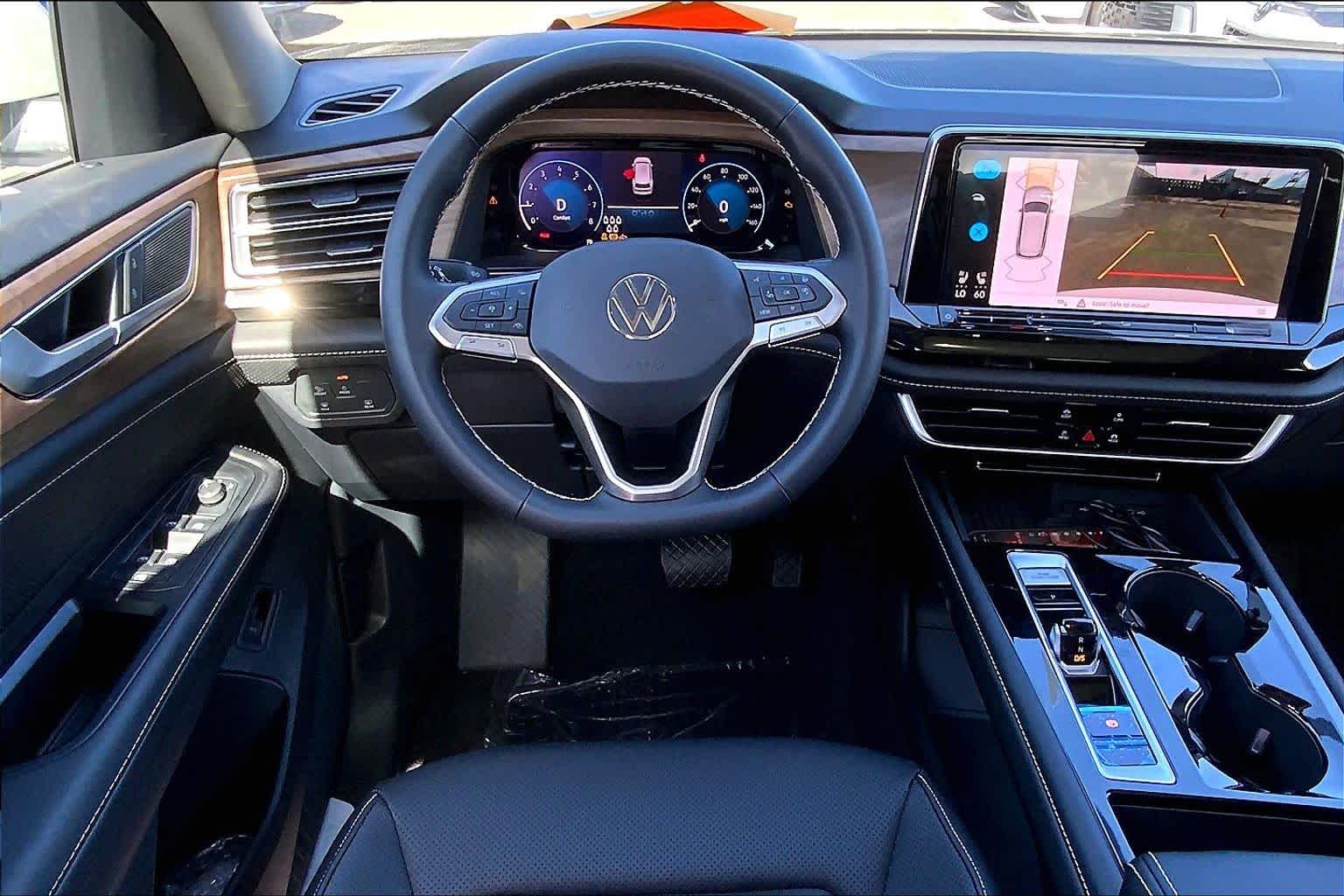 Thumbnail: 2026 Volkswagen Atlas - 15