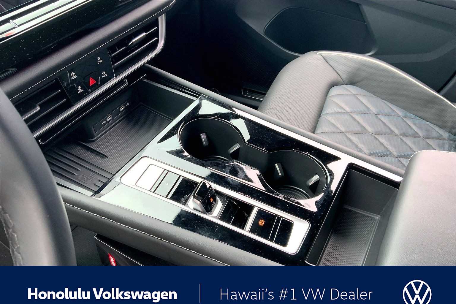 Thumbnail: 2025 Volkswagen Atlas - 16