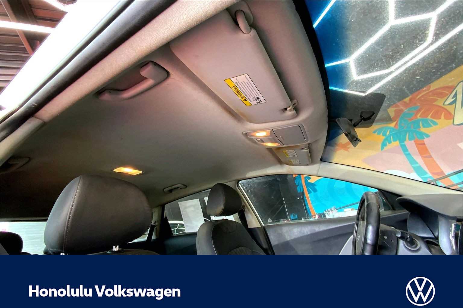 Thumbnail: 2017 Kia Niro - 29