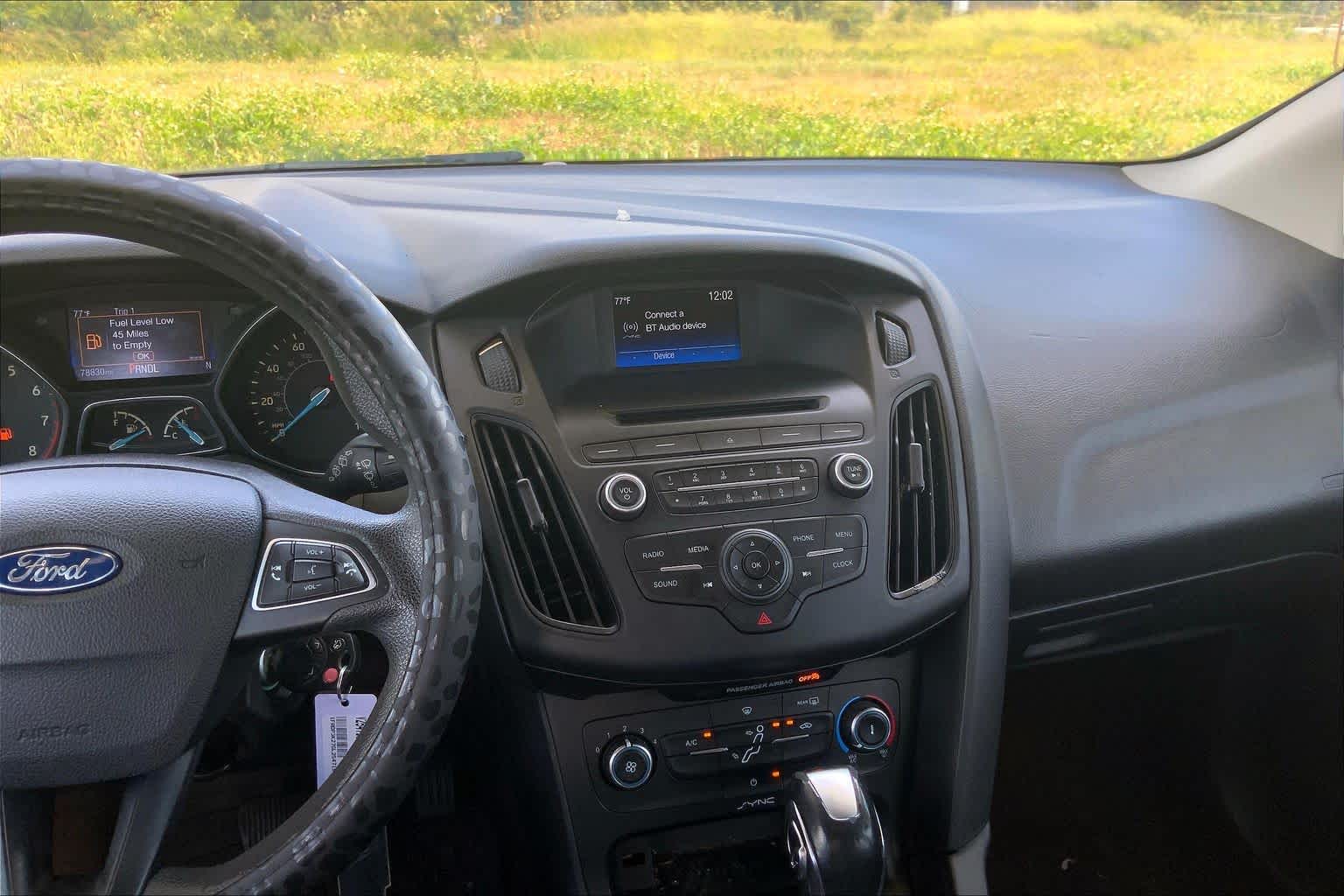 Thumbnail: 2016 Ford Focus - 15