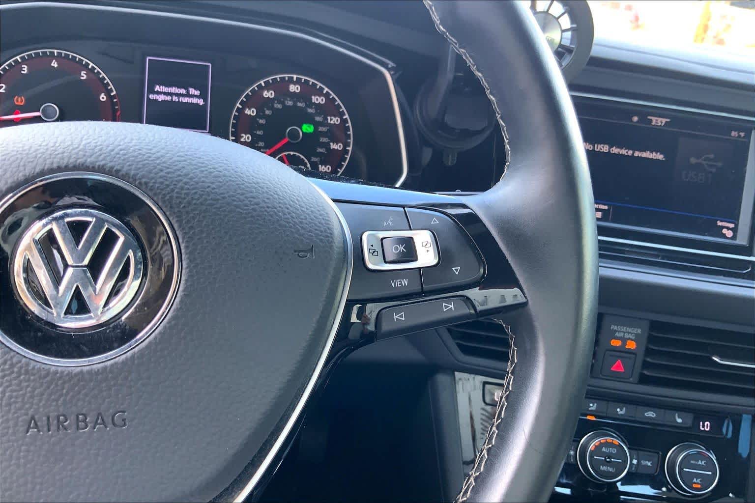 Thumbnail: 2021 Volkswagen Jetta - 24