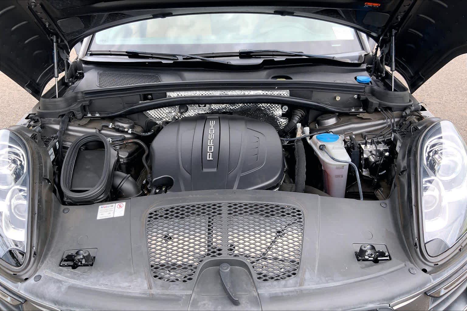 Thumbnail: 2018 Porsche Macan - 9