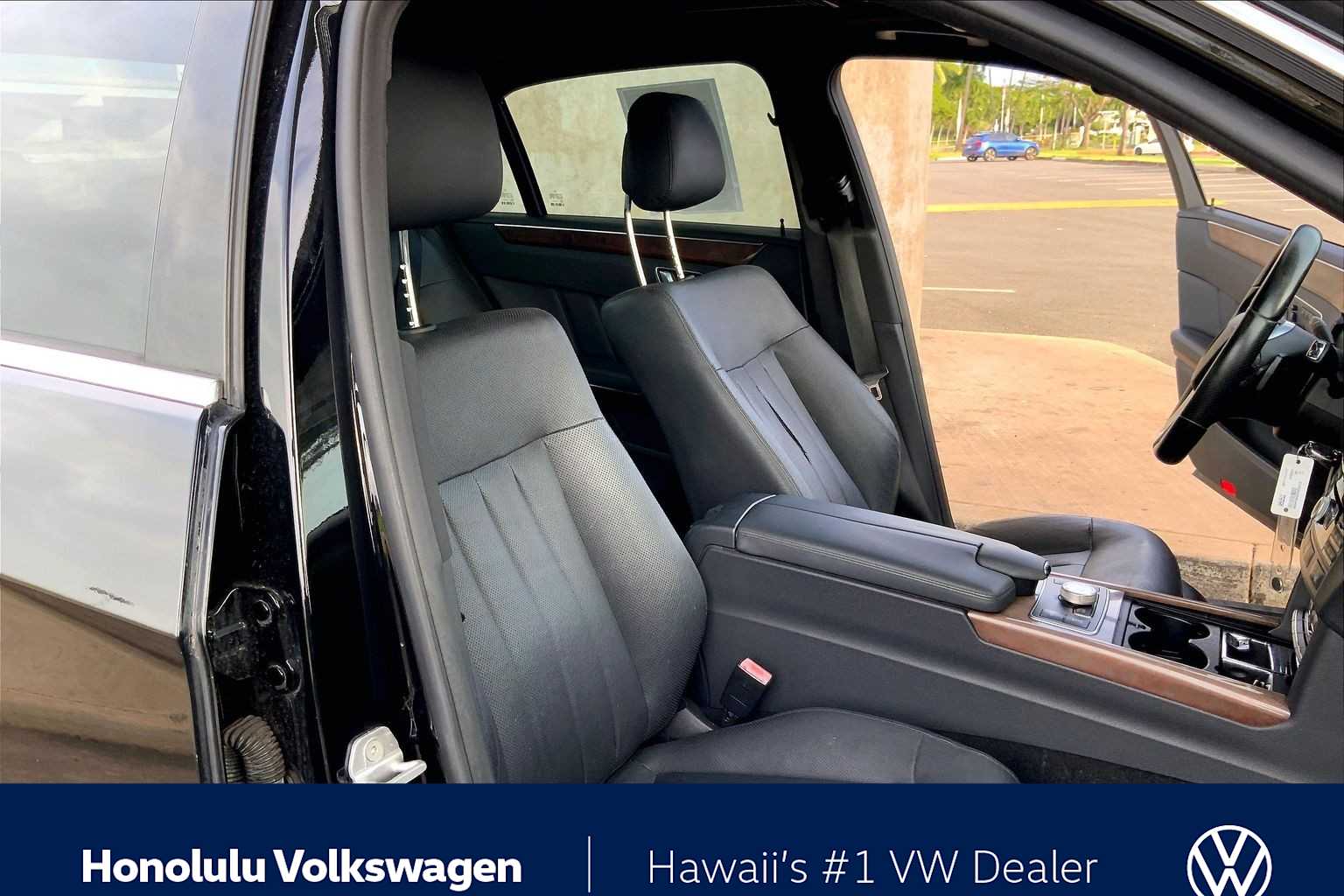 Thumbnail: 2012 Mercedes-Benz E-Class - 12