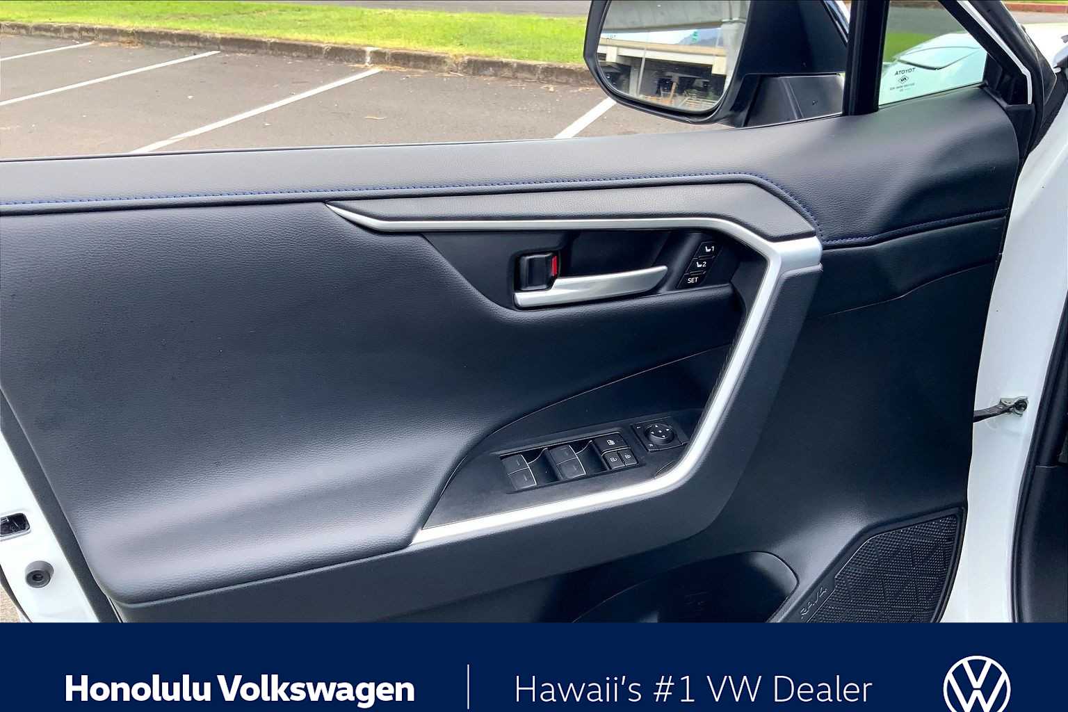 Thumbnail: 2023 Toyota RAV4 - 26