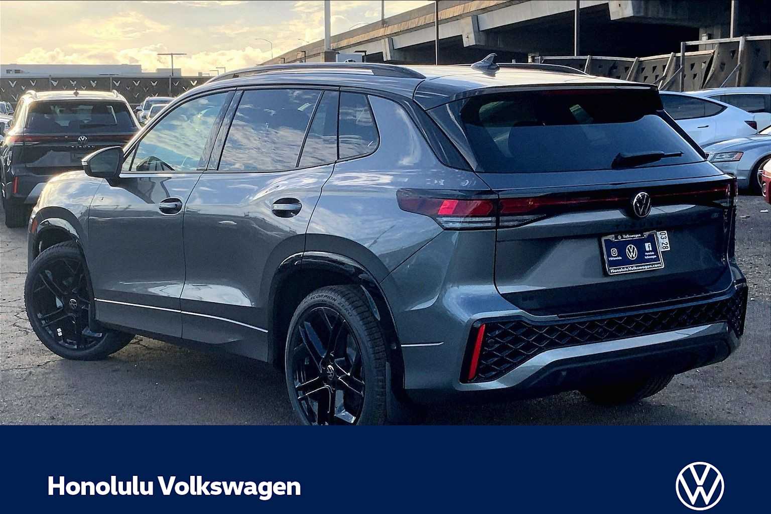 Thumbnail: 2026 Volkswagen Tiguan - 4