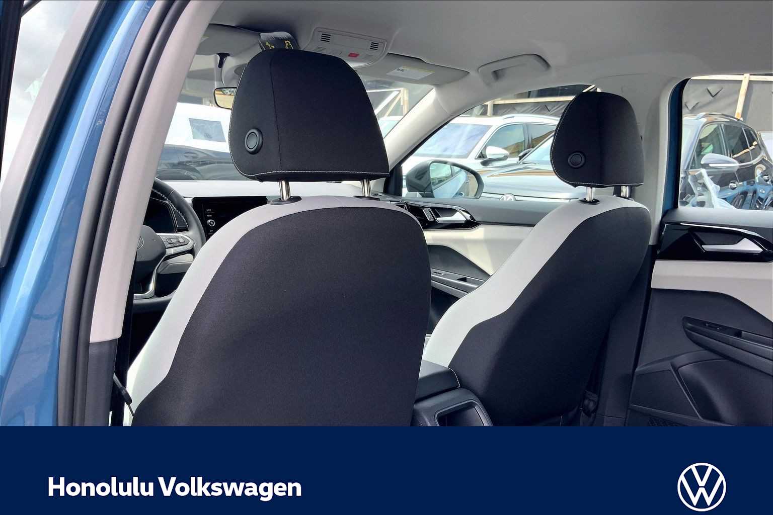 Thumbnail: 2026 Volkswagen Taos - 12