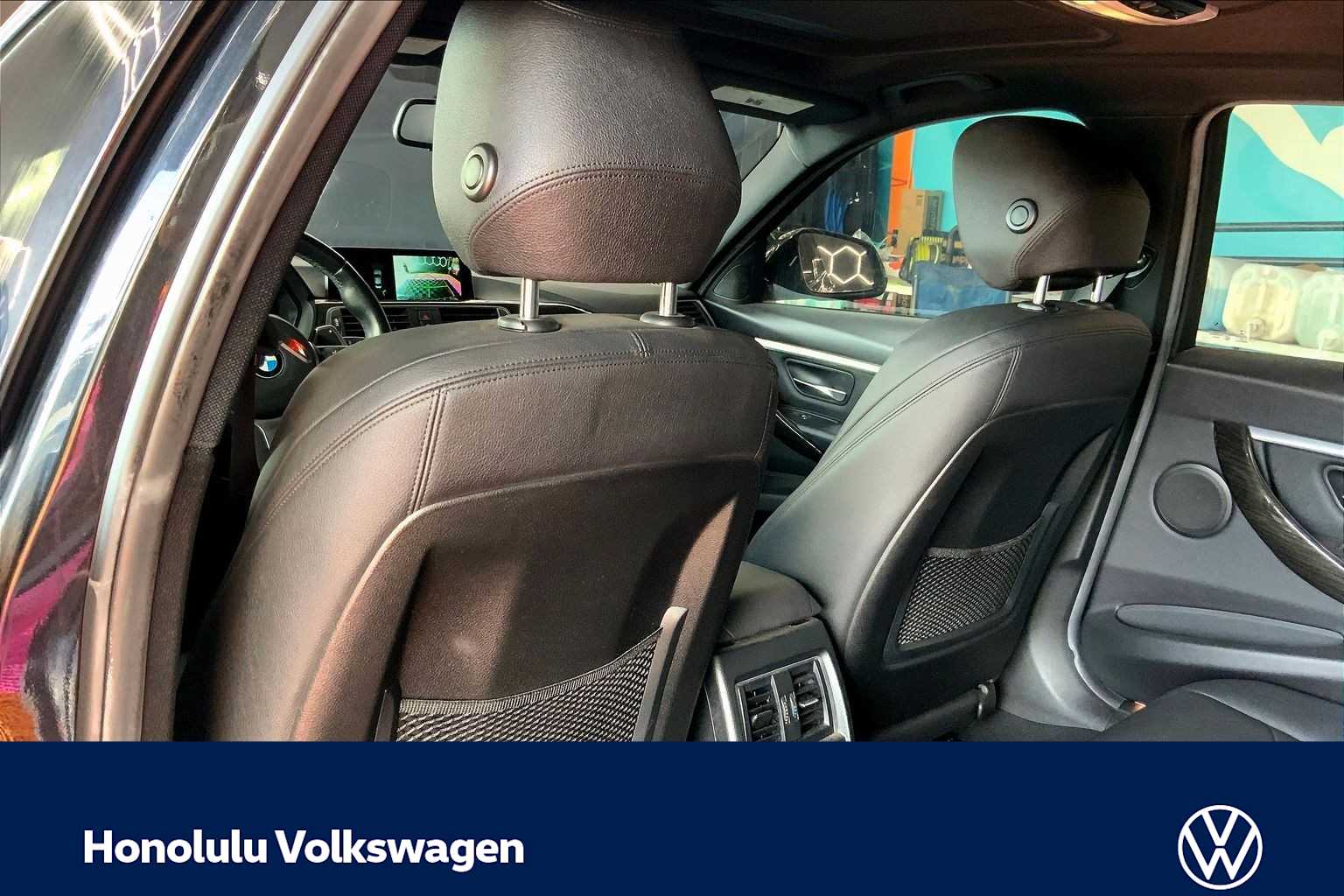 Thumbnail: 2017 BMW 3 Series - 11