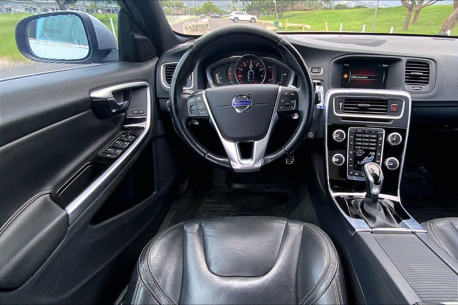 Thumbnail: 2016 Volvo V60 - 14