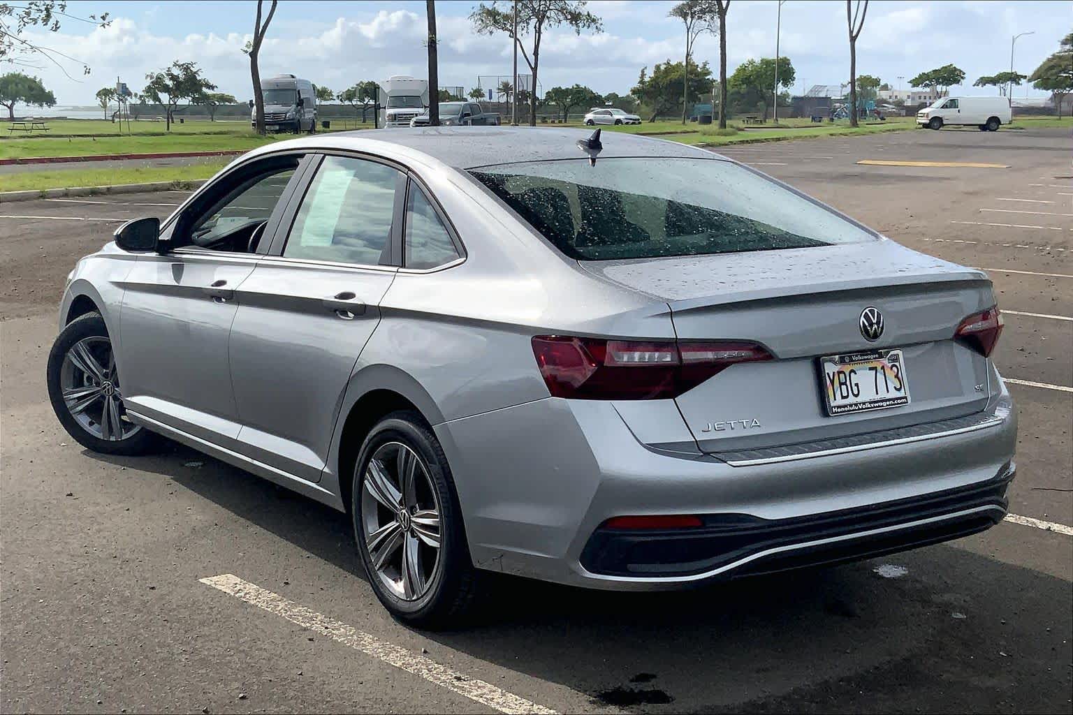 Thumbnail: 2024 Volkswagen Jetta - 4