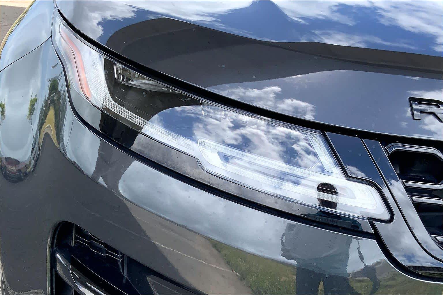 Thumbnail: 2023 Land Rover Range Rover Evoque - 30