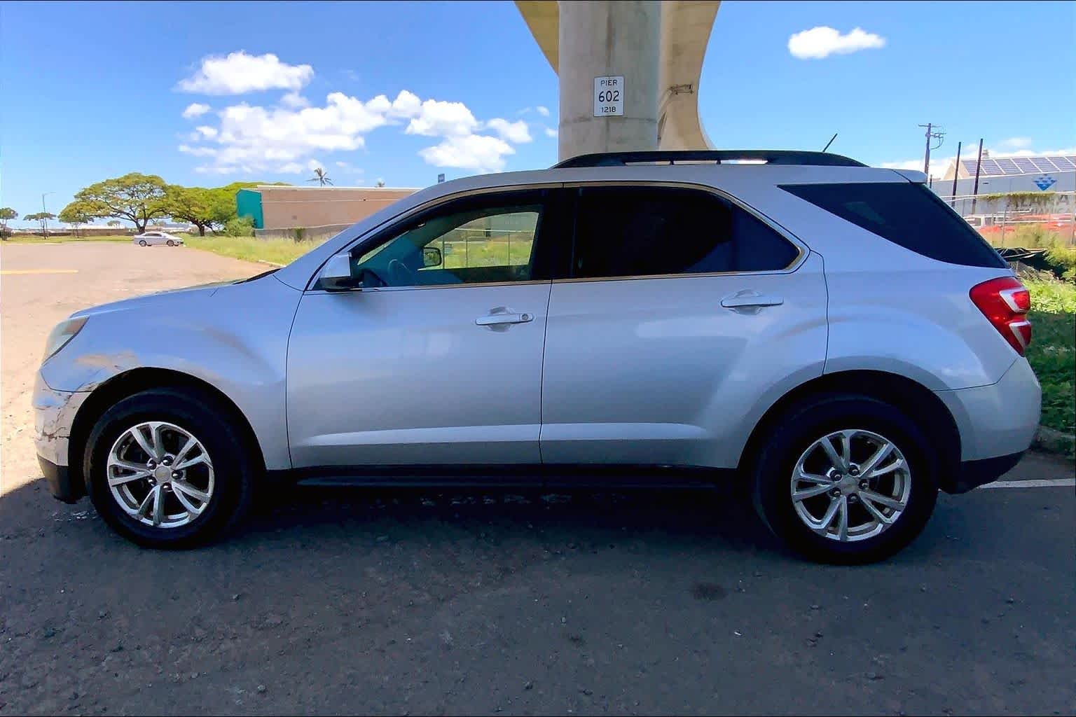 Thumbnail: 2017 Chevrolet Equinox - 3