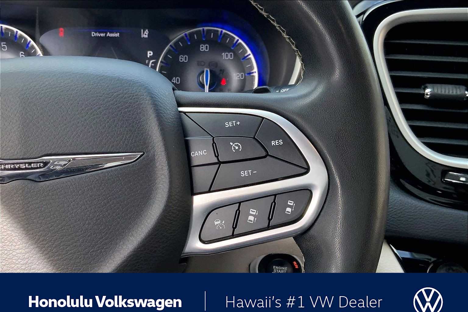 Thumbnail: 2022 Chrysler Pacifica - 24