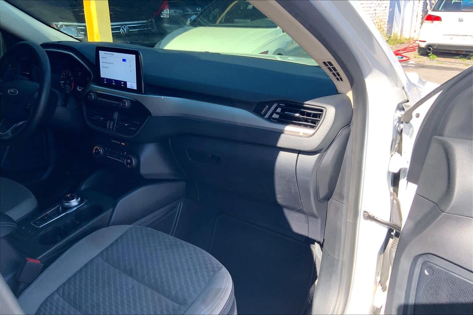 Thumbnail: 2020 Ford Escape - 23