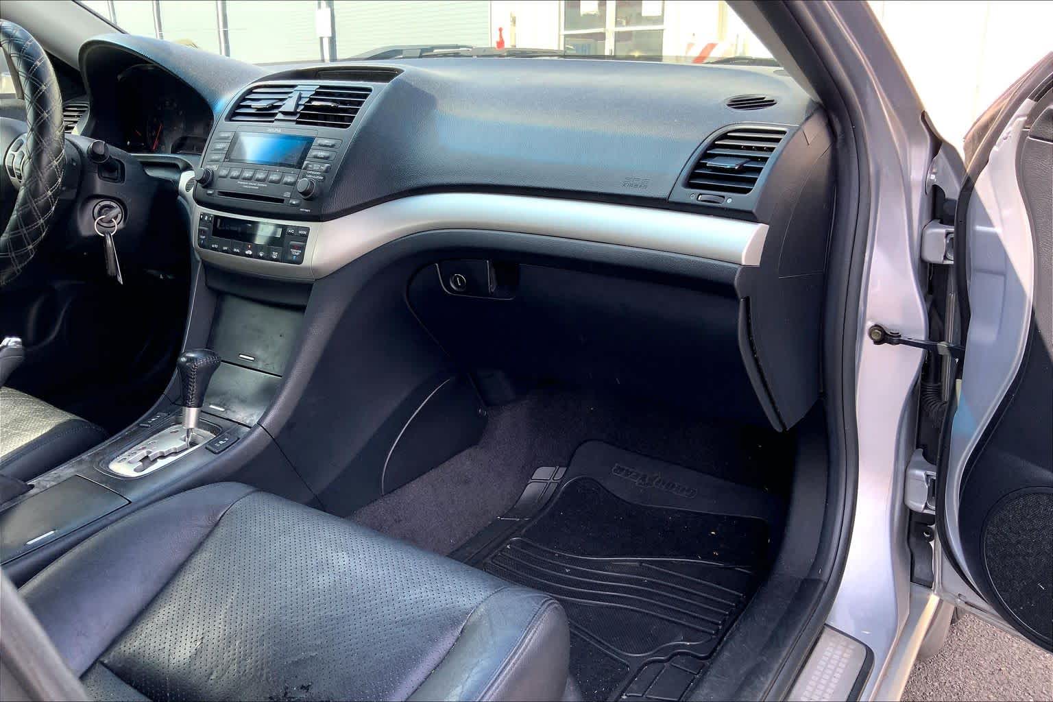 Thumbnail: 2005 Acura TSX - 22