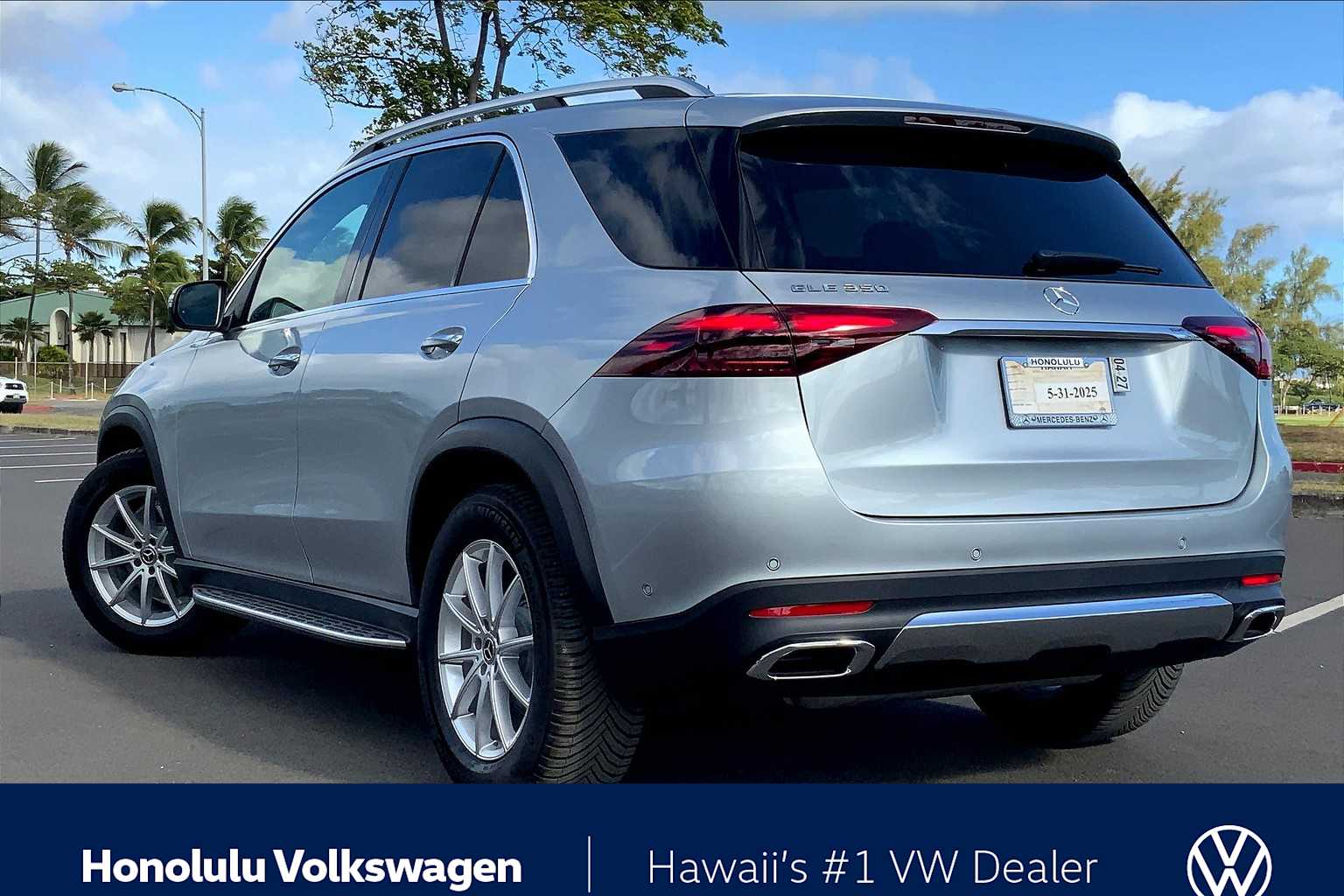 2025 Mercedes Benz GLE 350 4MATIC photo 2
