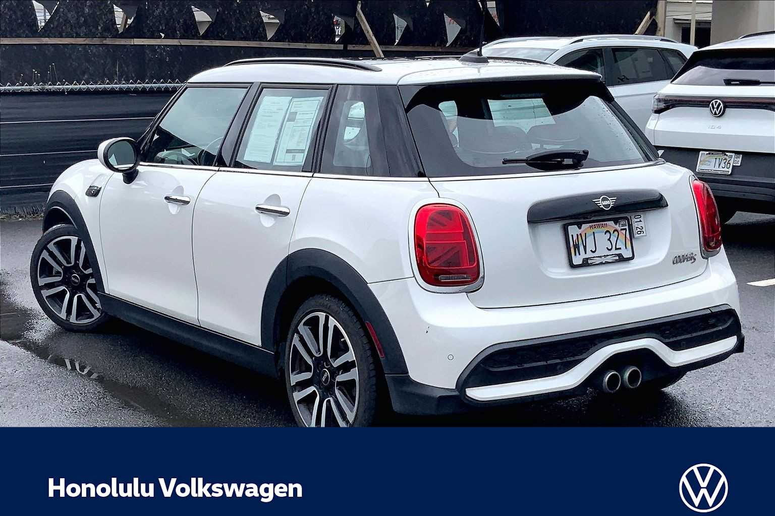 Thumbnail: 2023 MINI Cooper Hardtop - 4