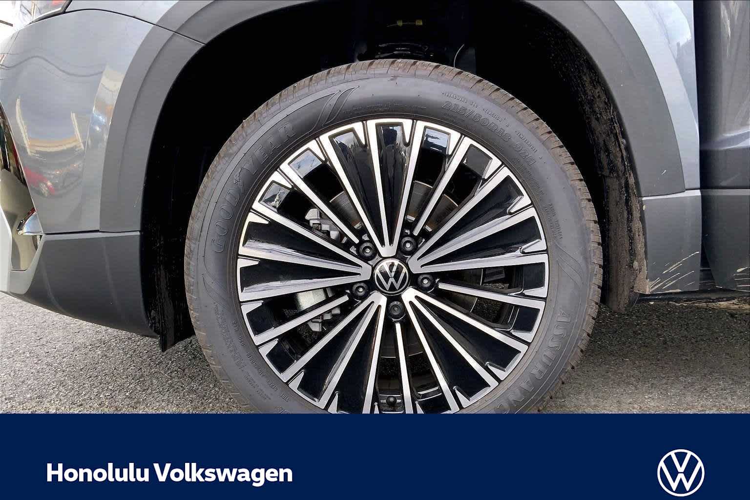 Thumbnail: 2026 Volkswagen Taos - 8