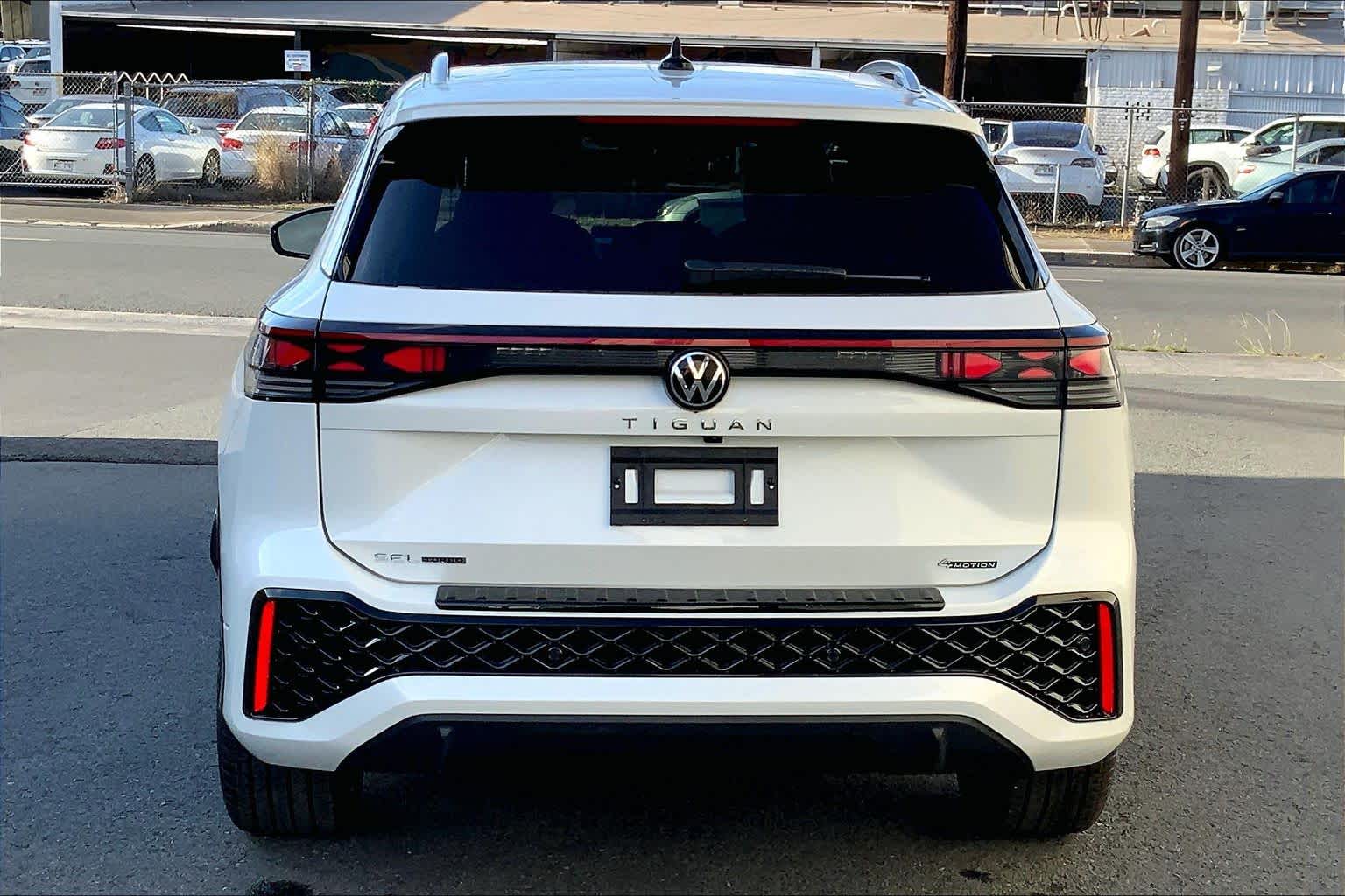 Thumbnail: 2026 Volkswagen Tiguan - 5