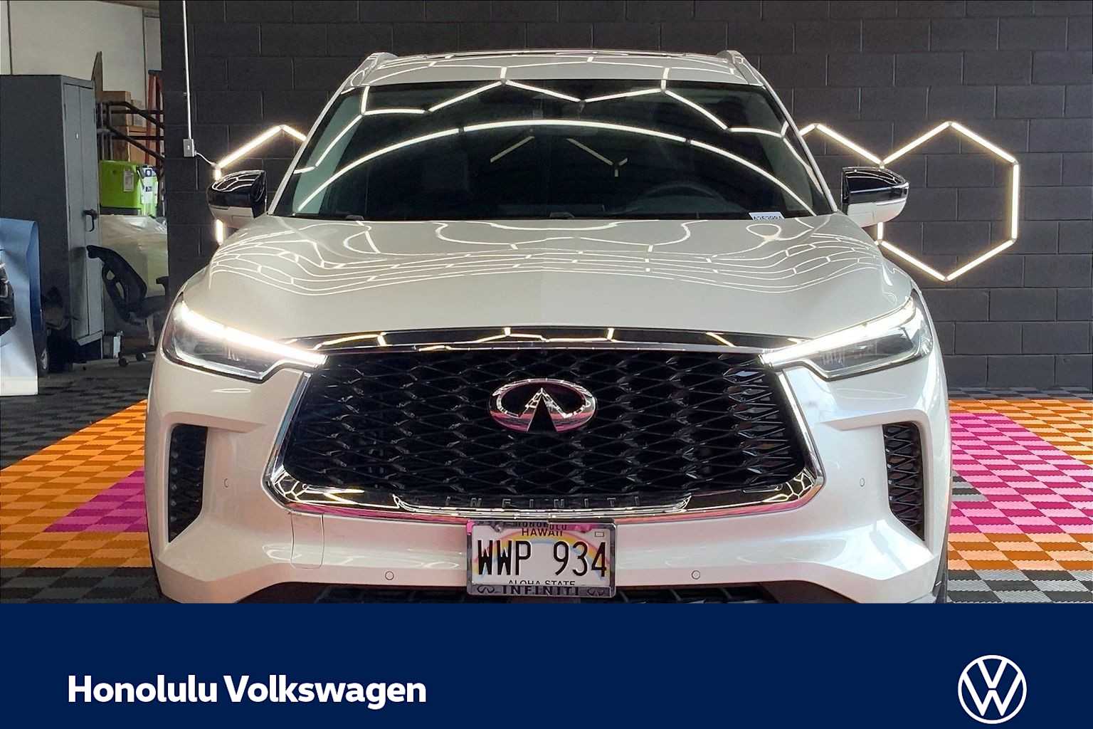 Thumbnail: 2023 INFINITI QX60 - 6