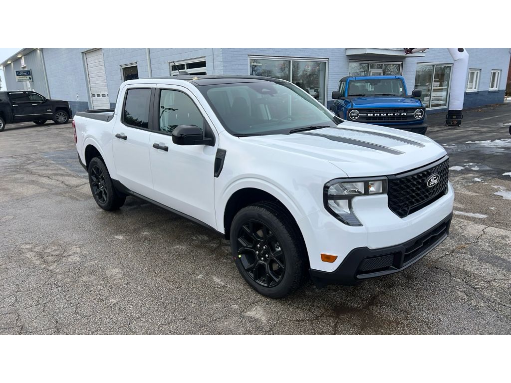 2025 Ford Maverick XLT's photo