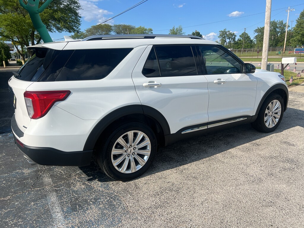 2022 Ford Explorer Limited photo 3