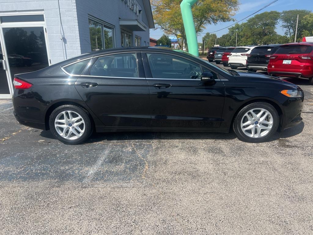 Used 2015 Ford Fusion SE with VIN 3FA6P0H79FR135659 for sale in Hoopeston, IL