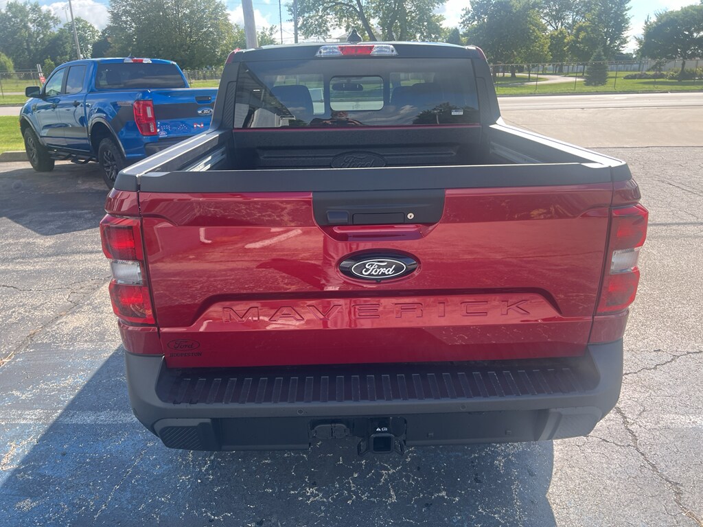 2025 Ford Maverick Lariat photo 3