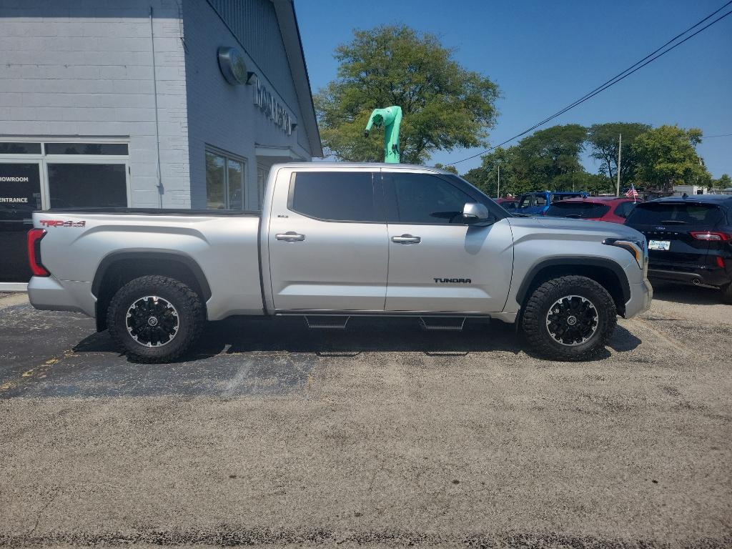 Used 2022 Toyota Tundra SR5 with VIN 5TFLA5EC1NX004616 for sale in Hoopeston, IL