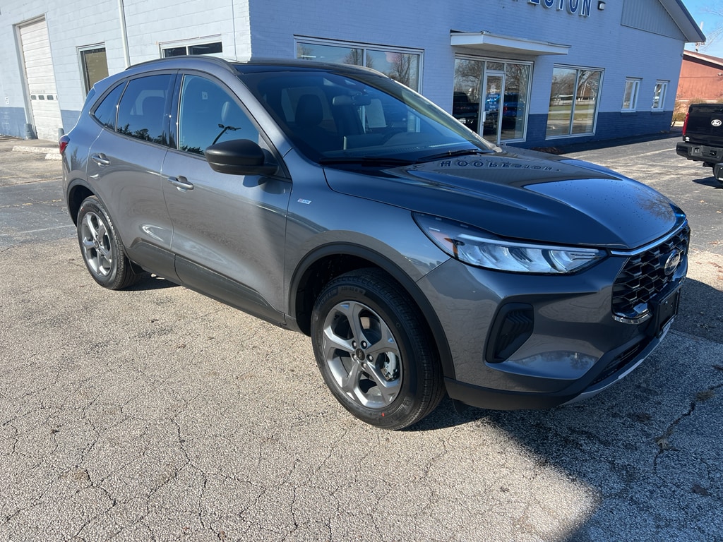 2026 Ford Escape ST-Line's photo