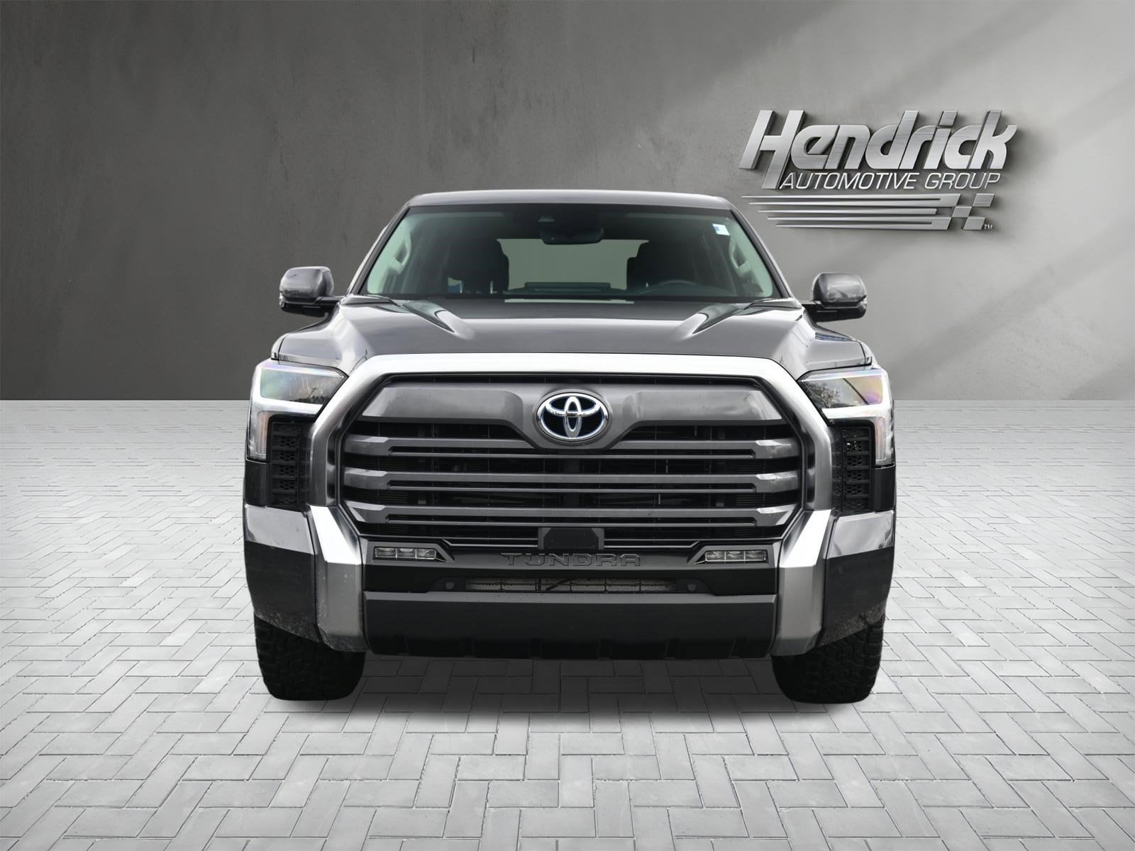 2024 Toyota Tundra 4WD Limited Hybrid photo 4