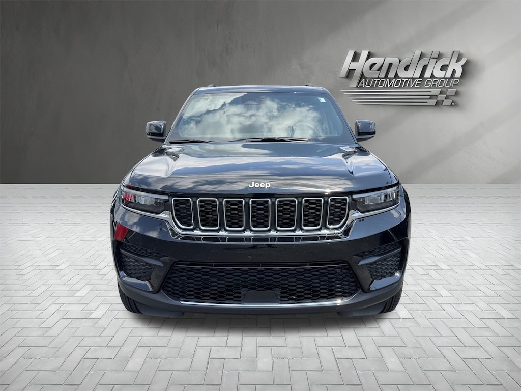 Used 2025 Jeep Grand Cherokee Laredo X SUV