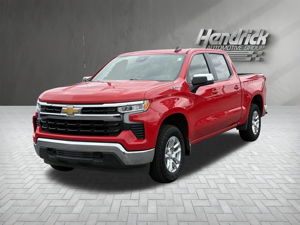 Used 2024 Chevrolet Silverado 1500 LT Pickup