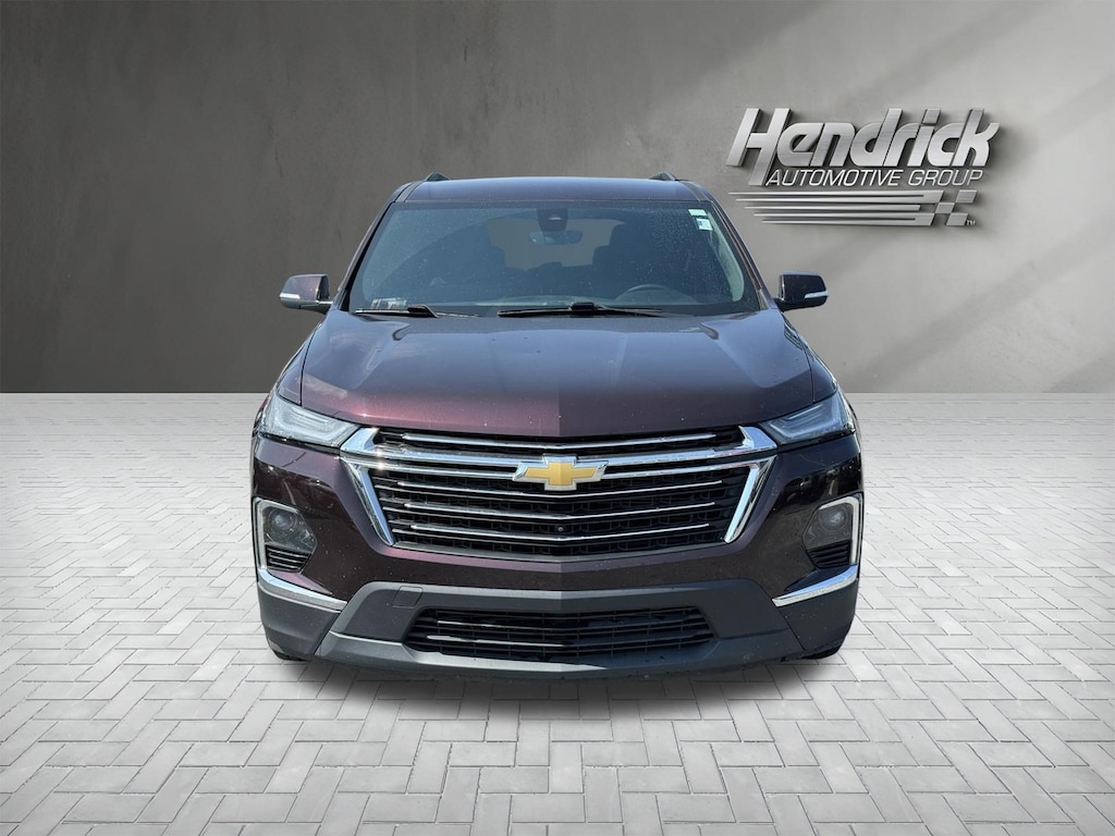 Used 2022 Chevrolet Traverse LT Cloth SUV