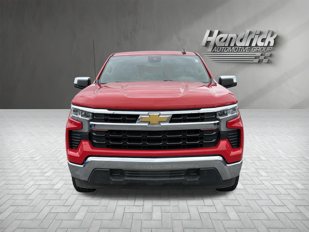 Used 2024 Chevrolet Silverado 1500 LT Pickup