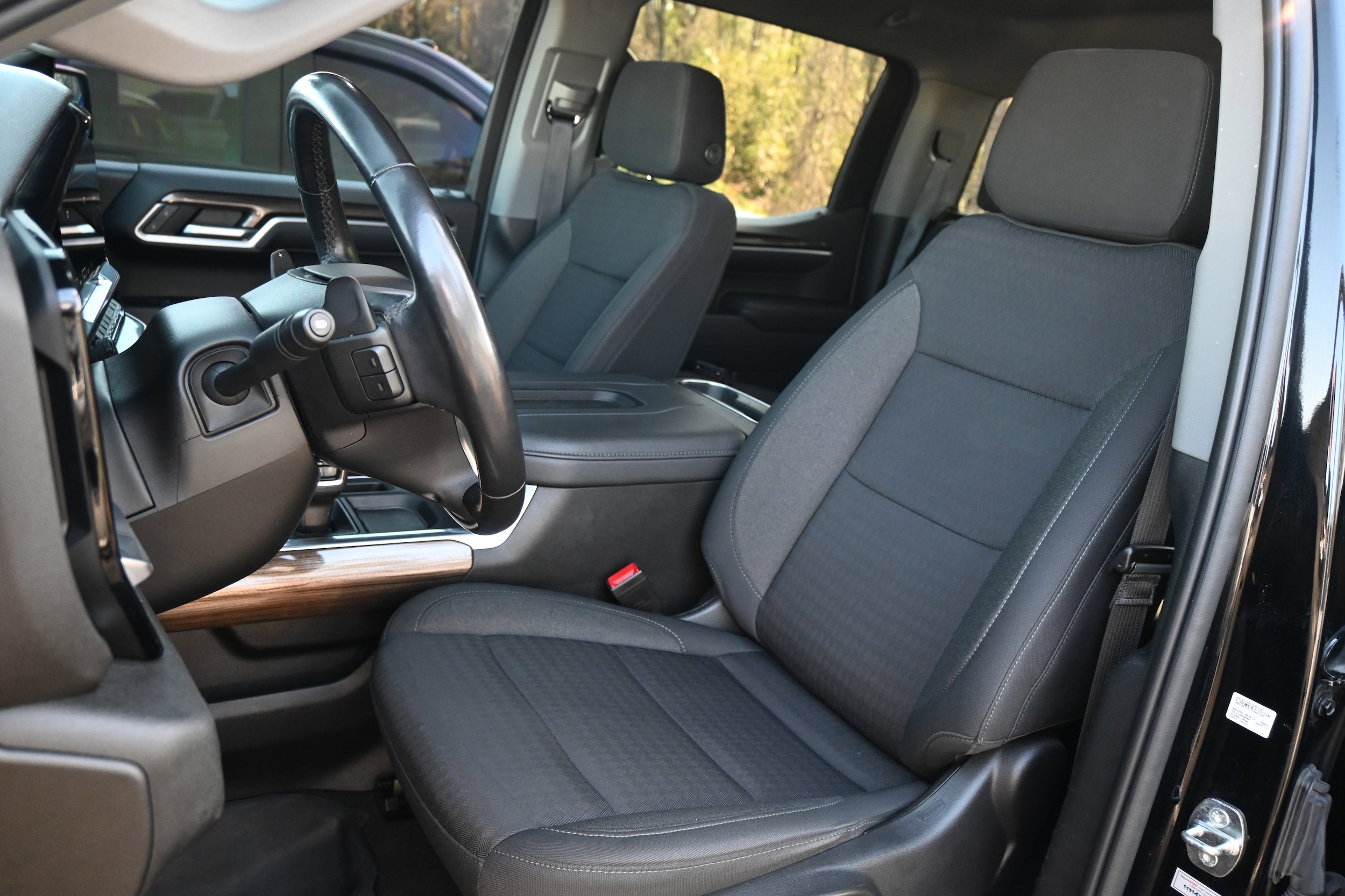 2022 Chevrolet Silverado 1500 RST photo 5