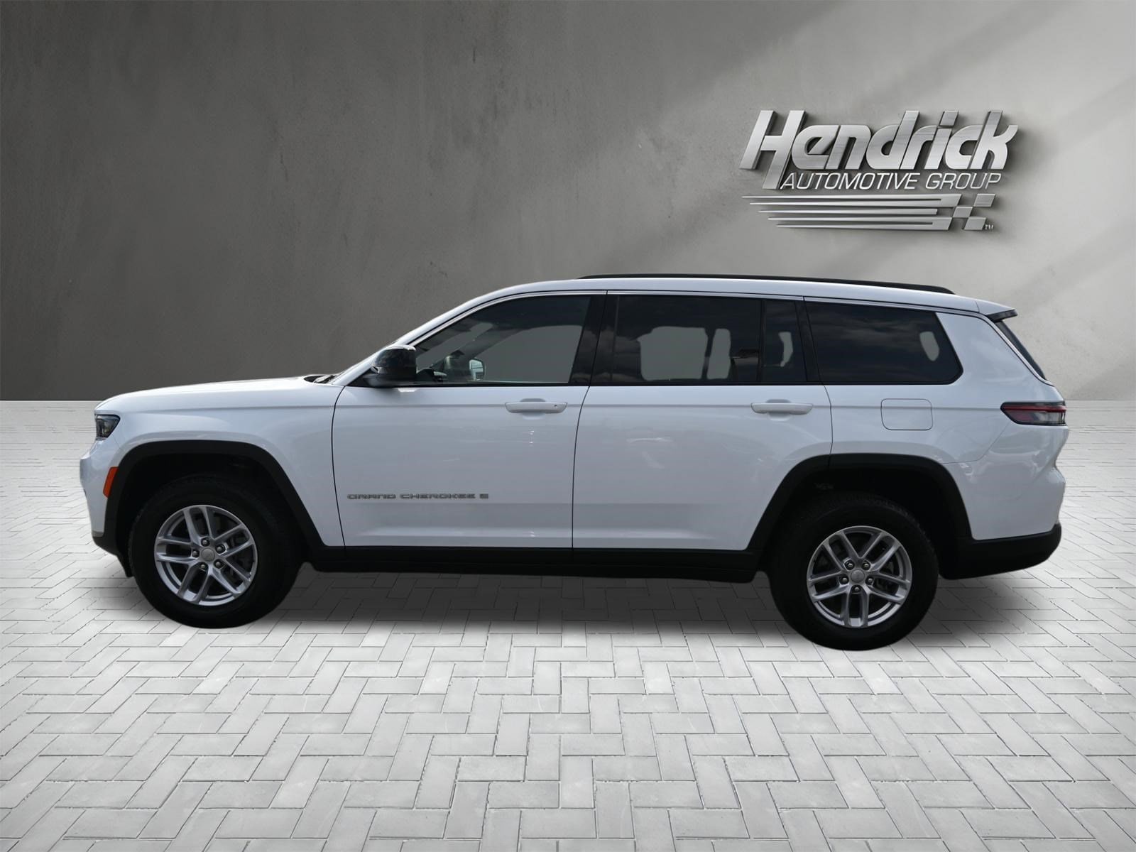2025 Jeep Grand Cherokee L Laredo X photo 6