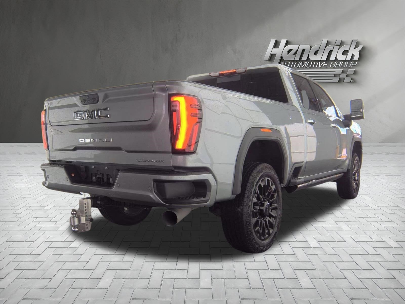 2025 GMC Sierra 2500HD Denali Ultimate photo 5